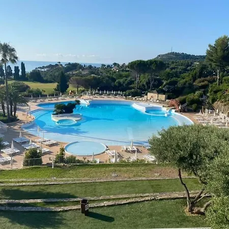 Appartement Saint-raphael- Vue Et Massif De L'esterel *