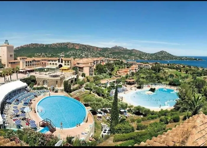Daire Saint-raphael- Vue Et Massif De L'esterel