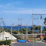 Saint-raphael- Vue Et Massif De L'esterel アパート *